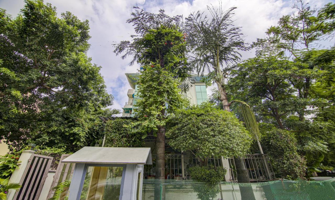 Treebo Mall View, Dlf Phase II Gurgaon Buitenkant foto